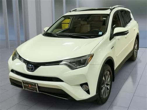 2018 Toyota RAV4 Hybrid XLE