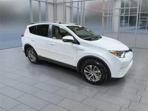 2018 Toyota RAV4 Hybrid XLE