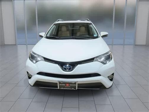 2018 Toyota RAV4 Hybrid XLE