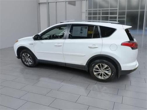 2018 Toyota RAV4 Hybrid XLE