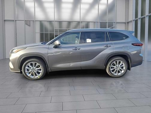 2026 Toyota Highlander Limited
