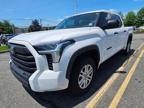2022 Toyota Tundra SR5