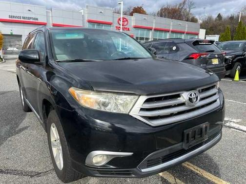 2012 Toyota Highlander SE