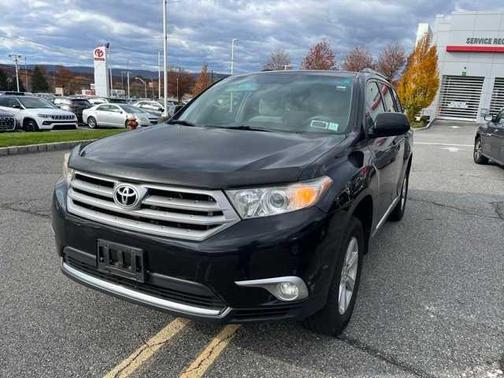 2012 Toyota Highlander SE