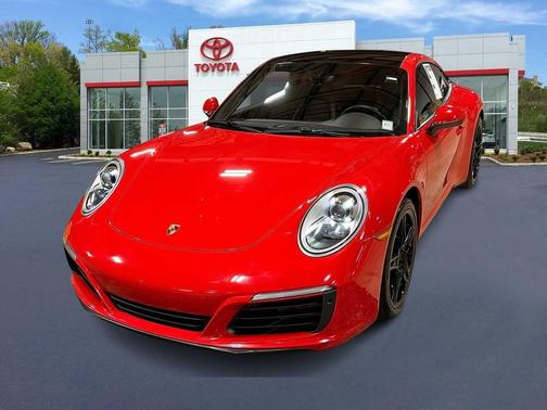 2019 Porsche 911 Carrera