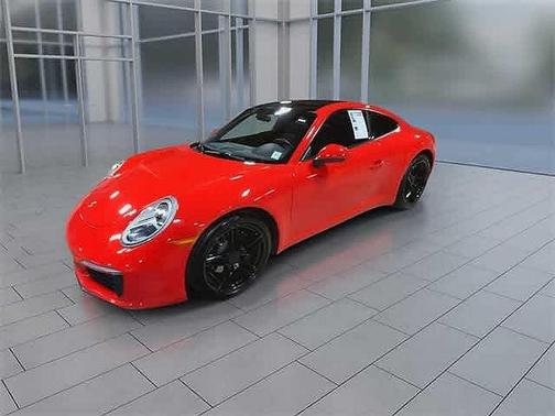 2019 Porsche 911 Carrera