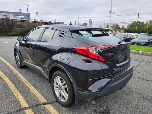 2020 Toyota C-HR LE
