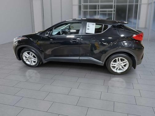 2020 Toyota C-HR LE