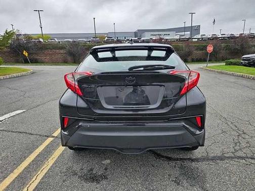2020 Toyota C-HR LE