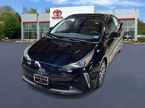2020 Toyota Prius LE