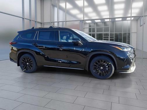2026 Toyota Highlander XSE