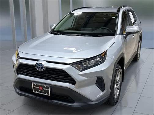 2022 Toyota RAV4 Hybrid LE
