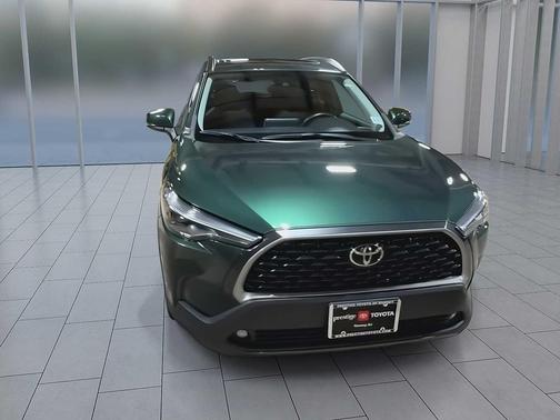 2022 Toyota Corolla Cross XLE