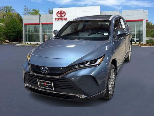 2022 Toyota Venza XLE