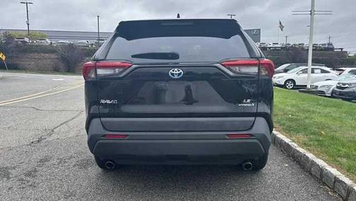 2021 Toyota RAV4 Hybrid LE