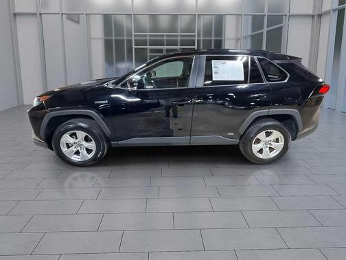 2021 Toyota RAV4 Hybrid LE
