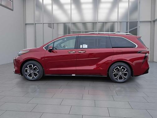 2026 Toyota Sienna Platinum