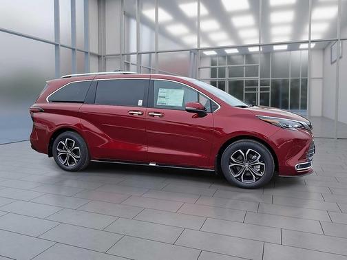 2026 Toyota Sienna Platinum