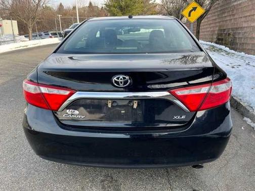 2017 Toyota Camry XLE