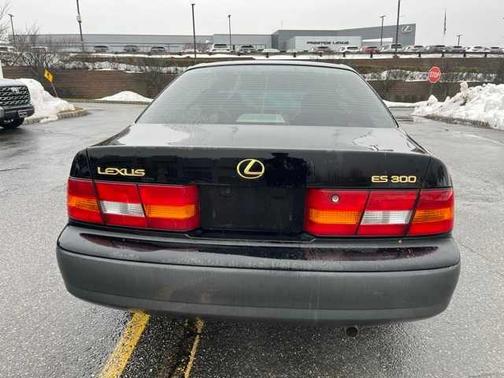 1998 Lexus ES 300 Base