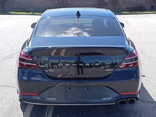 2023 Genesis G70 2.0T AWD