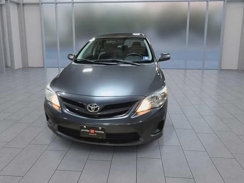 2011 Toyota Corolla LE