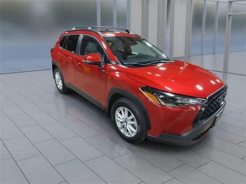 2022 Toyota Corolla Cross LE