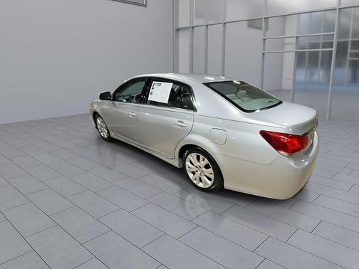 2011 Toyota Avalon Base