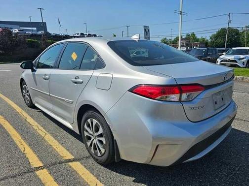 2022 Toyota Corolla Hybrid LE