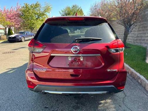 2020 Nissan Rogue SV