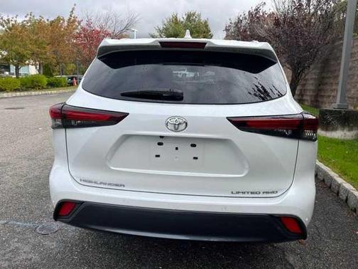 2024 Toyota Highlander Limited