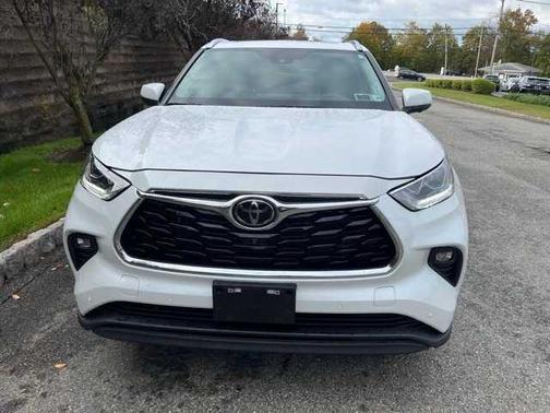 2024 Toyota Highlander Limited