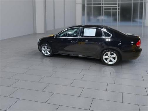 2013 Volkswagen Passat 2.5 SE