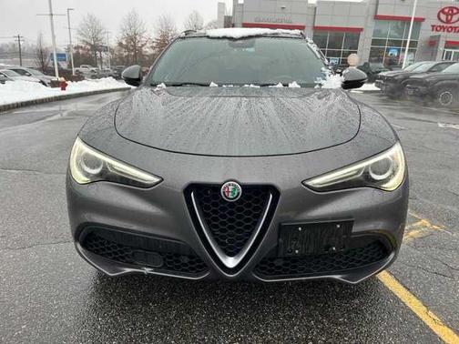2018 Alfa Romeo Stelvio Ti Sport