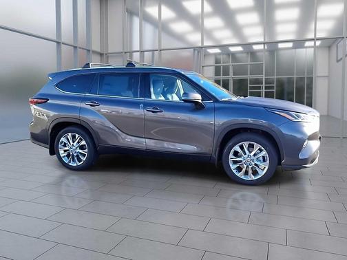 2025 Toyota Highlander Limited