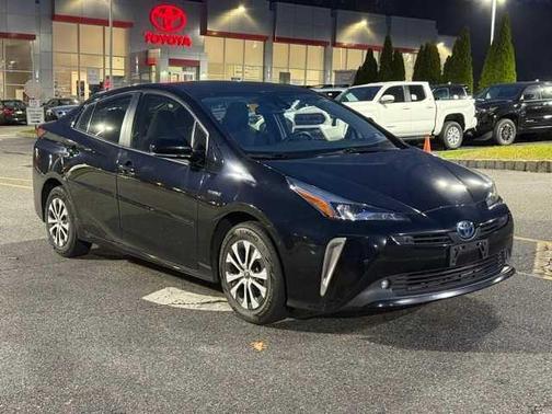 2019 Toyota Prius LE