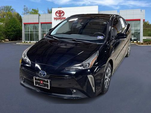 2019 Toyota Prius LE