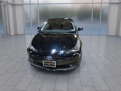 2019 Toyota Prius LE