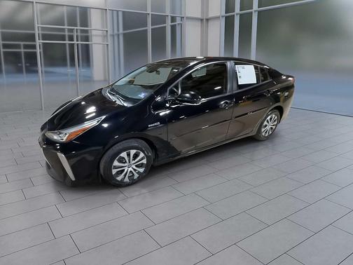 2019 Toyota Prius LE