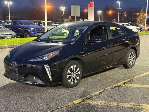 2019 Toyota Prius LE