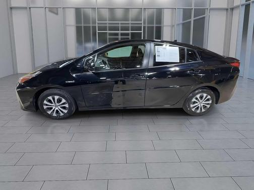 2019 Toyota Prius LE