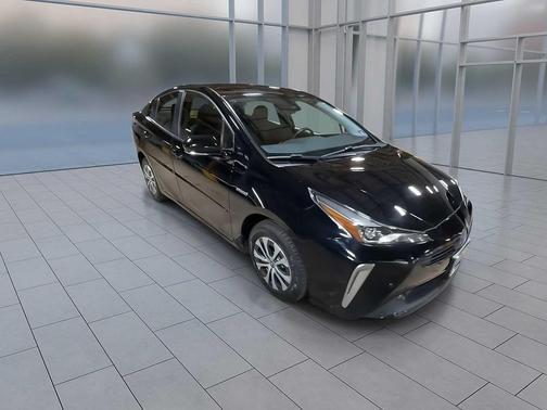 2019 Toyota Prius LE