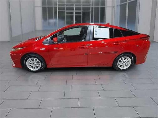2022 Toyota Prius Prime XLE