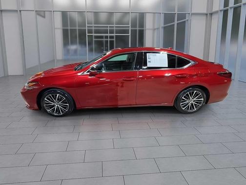 2022 Lexus ES 350 Base