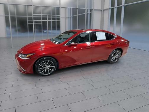 2022 Lexus ES 350 Base