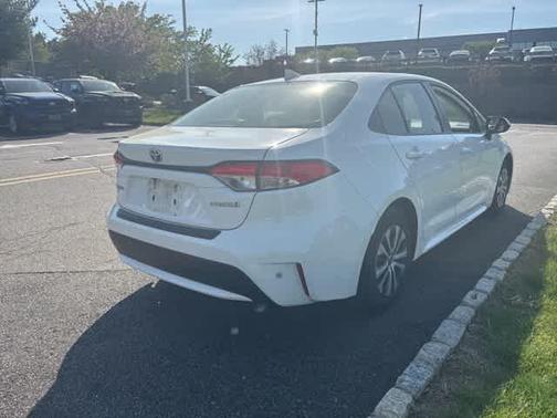 2020 Toyota Corolla Hybrid LE