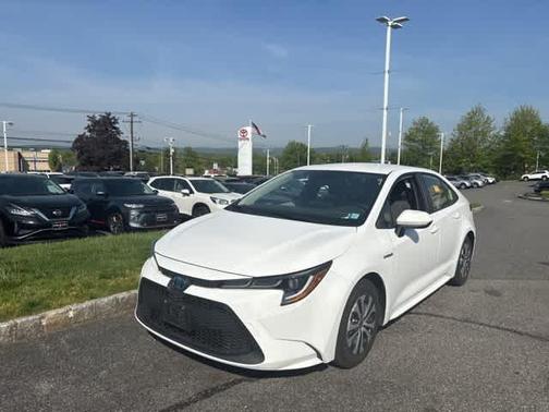 2020 Toyota Corolla Hybrid LE