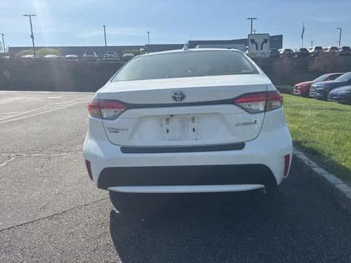 2020 Toyota Corolla Hybrid LE