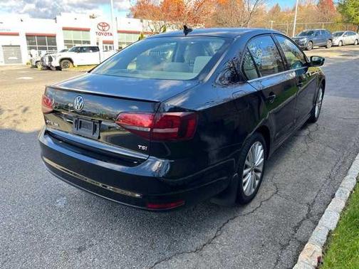2016 Volkswagen Jetta 1.8T SEL