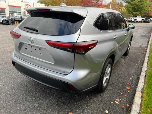 2021 Toyota Highlander L